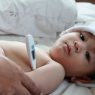 Nên cho trẻ ăn gì khi bị sốt là tốt nhất ? Kinh nghiệm mẹ nên biết